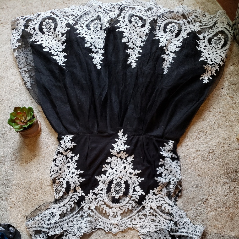 Lace and tulle party dress